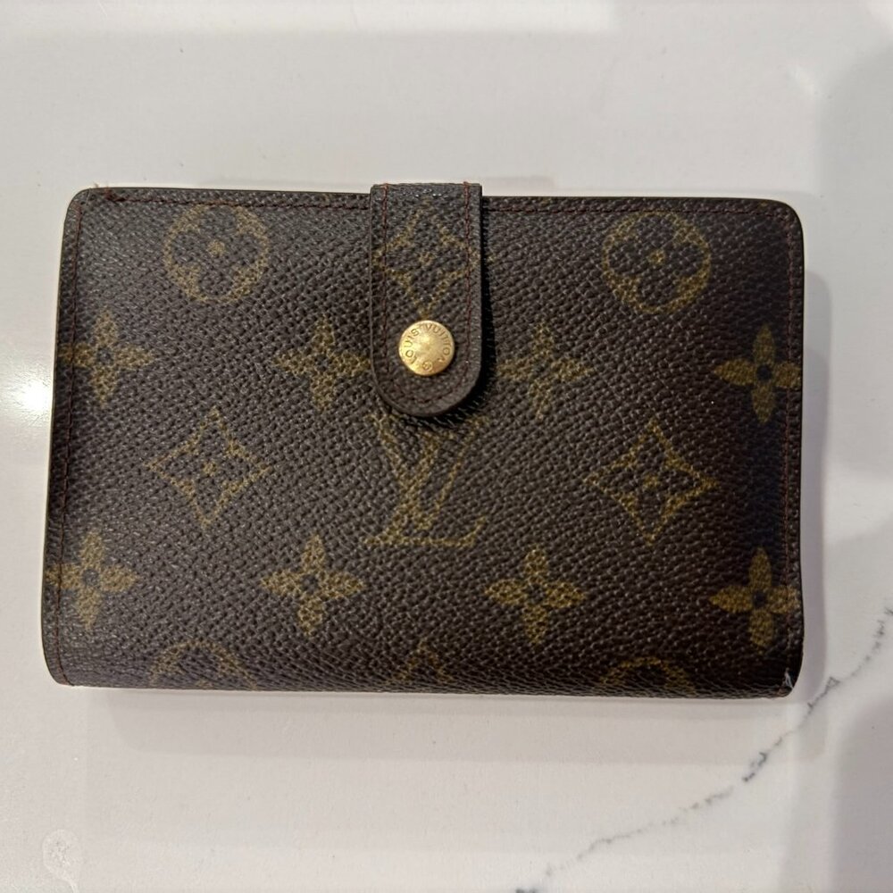 Louis Vuitton Monogram Bifold Kisslock Wallet